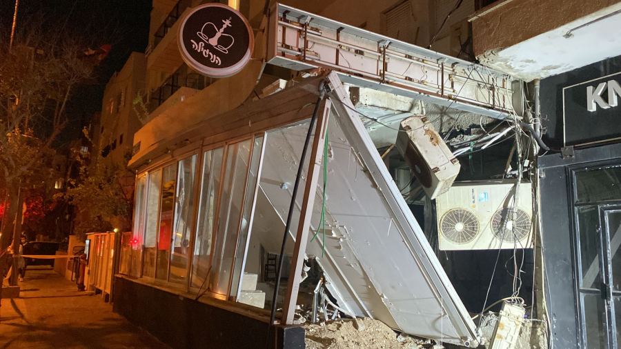 انهيار مبنى في شارع اليركون بتل أبيب